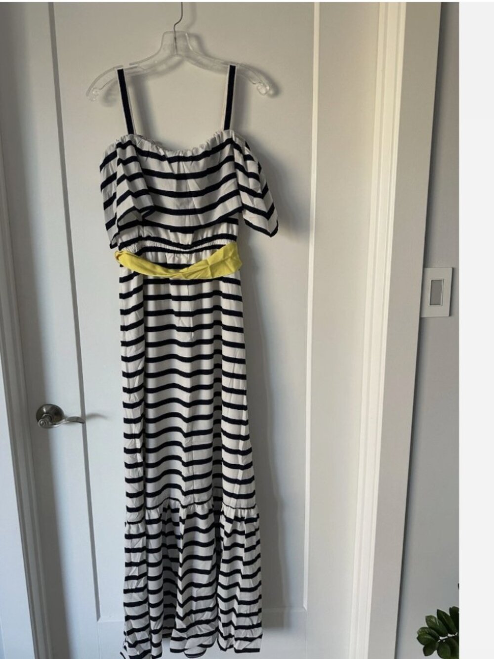 NWT Eliza J Cold Shoulder Striped Maxi Dress Size 10 - Picture 6 of 10